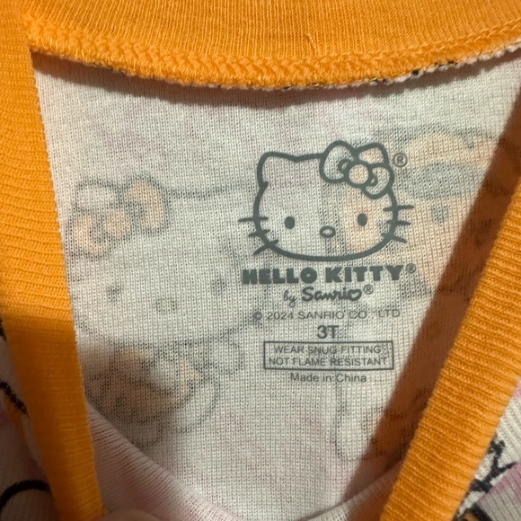 Halloween trick or treat candy Hello Kitty Pajamas - Picture 3 of 7